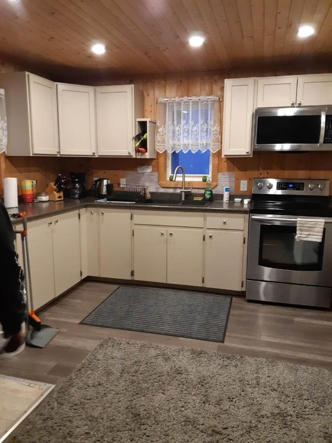 Big Axe Bed & Breakfast Otis 외부 사진